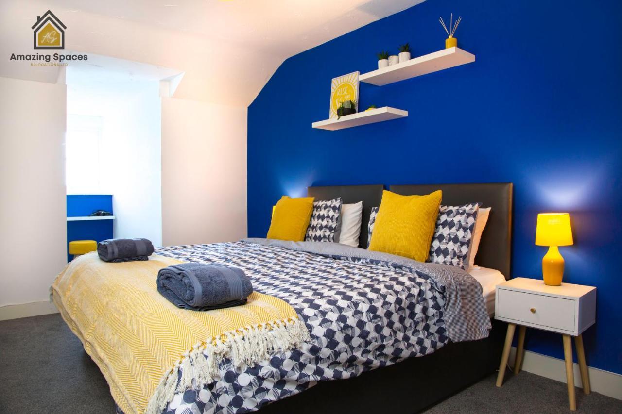 Large Unique 2 Bedroom Duplex Apartment With Private Parking & Free Wifi - Vat Qualifying By Amazing Spaces Relocations Ltd วอร์ริงตัน ภายนอก รูปภาพ